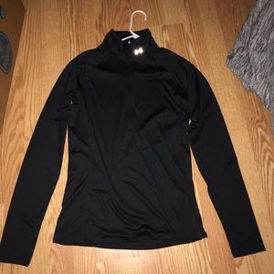 Under Armour 1/4 zip long sleeve pullover